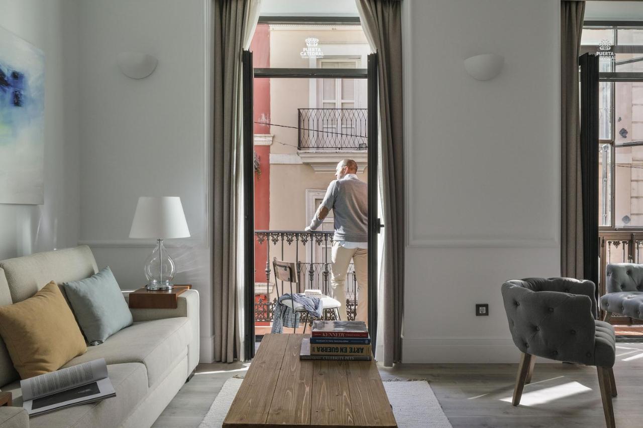 Puerta Catedral Holiday Suites Sevilla Eksteriør bilde