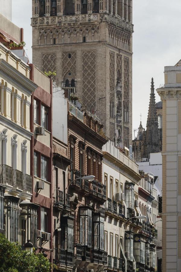 Puerta Catedral Holiday Suites Sevilla Eksteriør bilde
