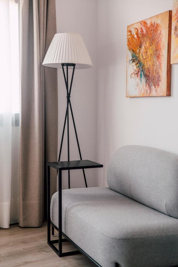 Puerta Catedral Holiday Suites Sevilla Eksteriør bilde